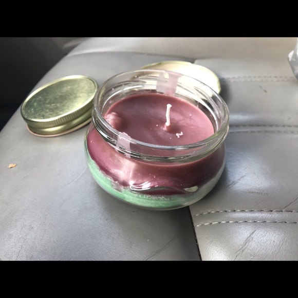 Double layer berry scented soy wax candle - Picture 3 of 3